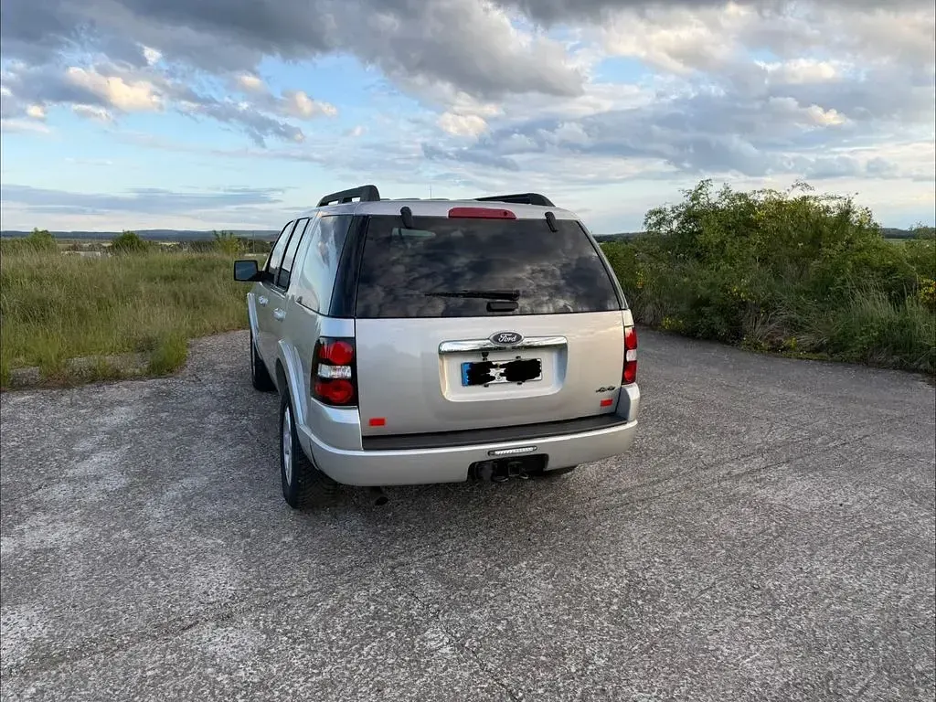 Gebraucht Ford Explorer 213 PS (156 kW) 2008 Silber SUV
