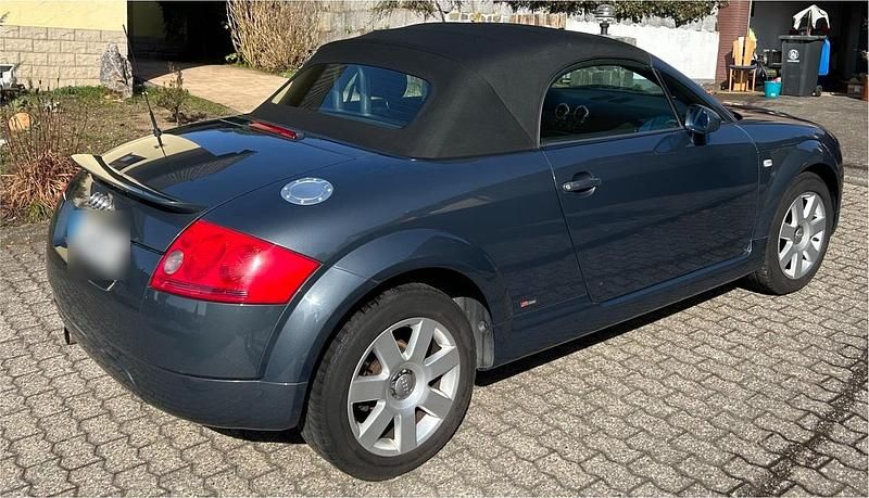 Gebraucht Audi TT 132 PS (97 kW) 2002 Grau Coupé