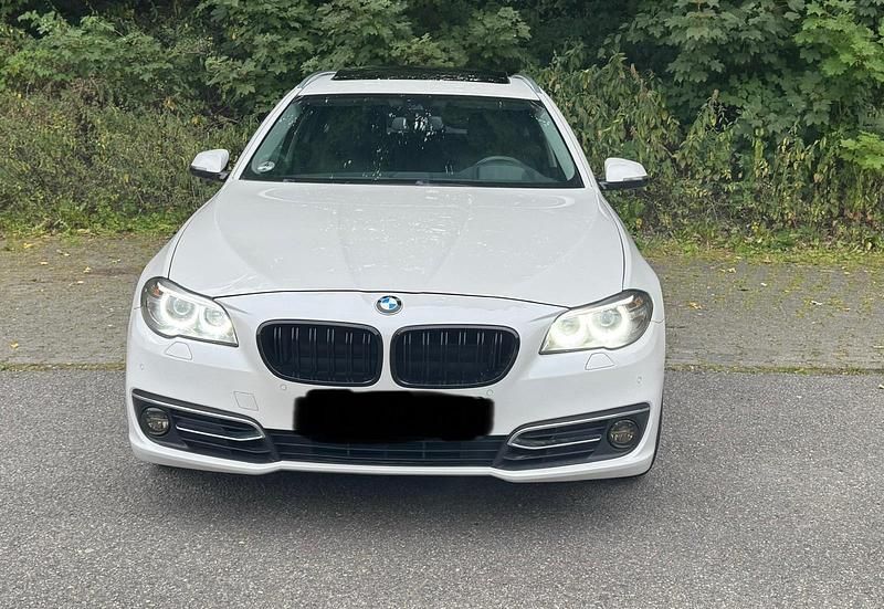 Weiß Gebraucht 2015 BMW 525 Kombi | 15.500 € (Superpreis) - Bild 1/4