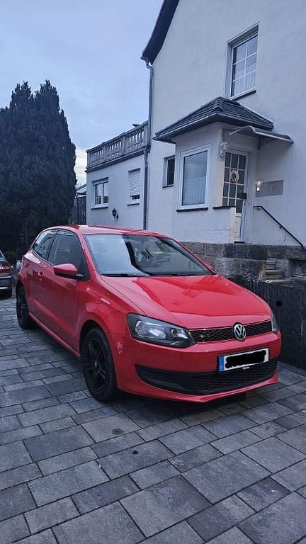 Gebraucht VW Polo 69 PS (50 kW) 2010 Rot Kleinwagen