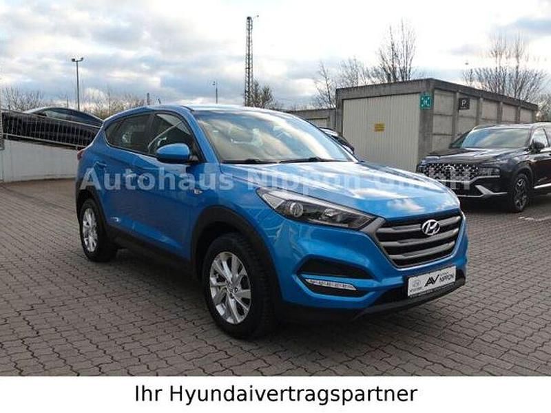 Blau Gebraucht 2016 Hyundai Tucson Classic SUV | 12.985 € (Fairer Preis) - Bild 1/4