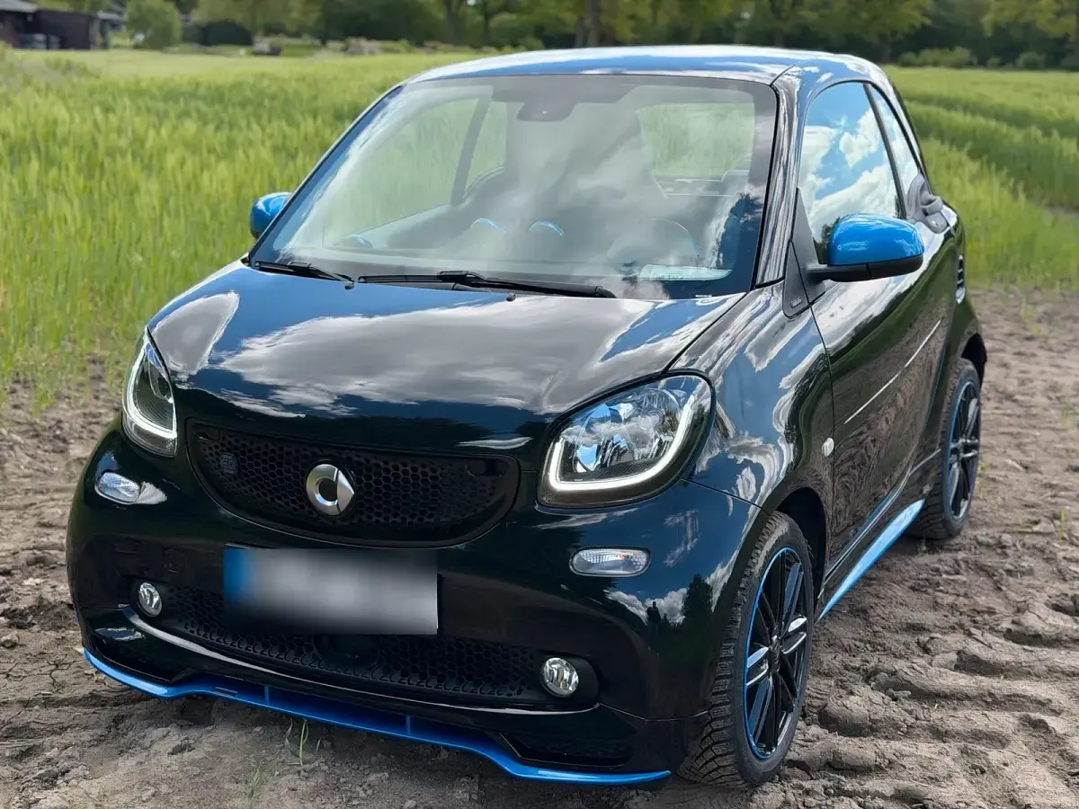 Gebraucht Smart ForTwo Electric Drive Brabus 60 kW (82 PS) 2018 Schwarz Coupé