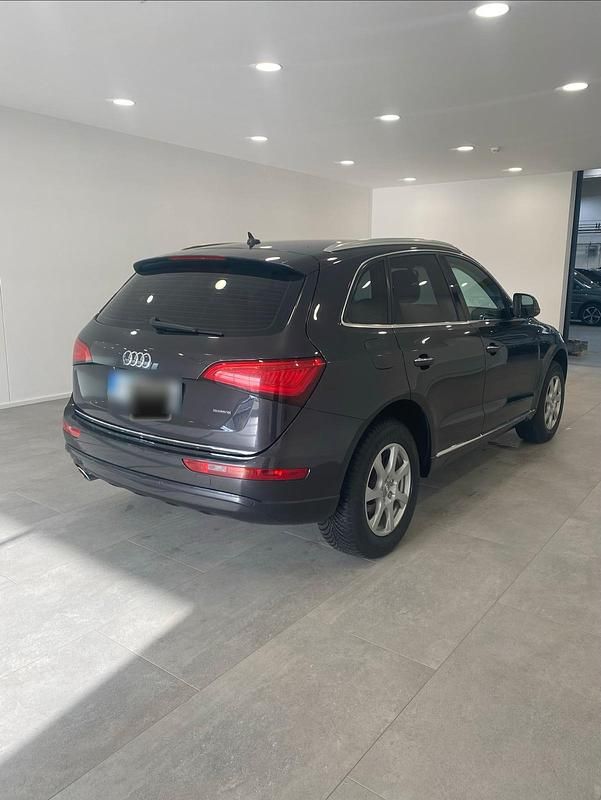 Gebraucht Audi Q5 190 PS (139 kW) 2016 Grau SUV