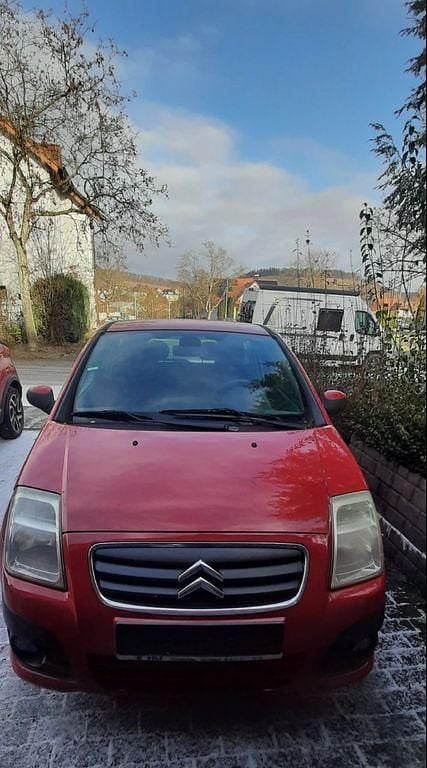 Rot Gebraucht 2016 Citroën C2 Kleinwagen | 2.350 € (Guter Preis) - Bild 1/4