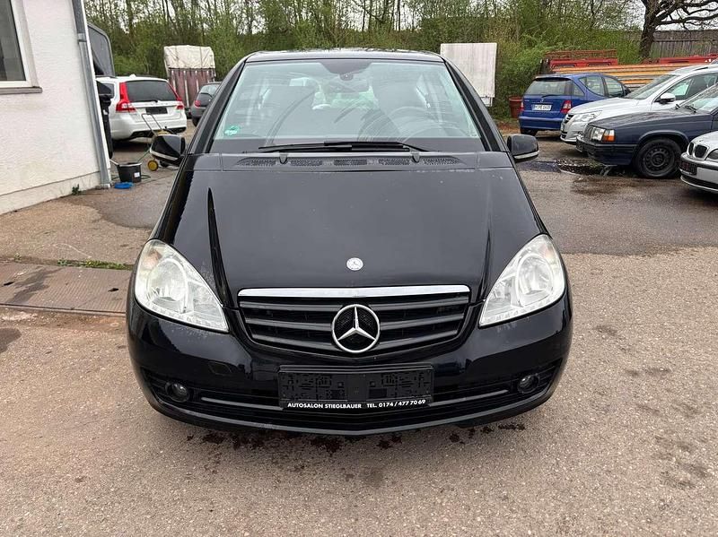 Kosmosschwarz metalliclack Gebraucht 2008 Mercedes A150 Kleinwagen | 1.999 € (Superpreis) - Bild 1/4