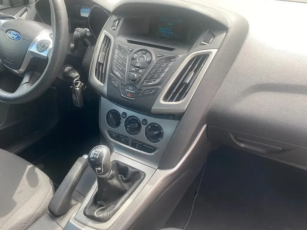 Gebraucht Ford Focus SYNC Edition 101 PS (74 kW) 2014 Blau Limousine
