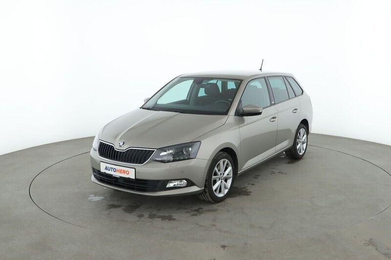 Grau Gebraucht 2016 Skoda Fabia Joy Kombi | 9.200 € (Guter Preis) - Bild 1/4