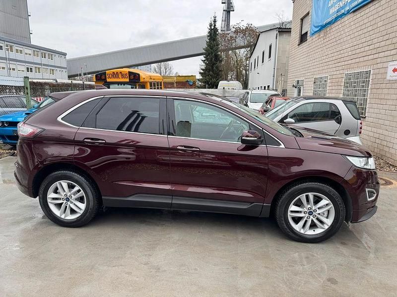 Rot Gebraucht 2017 Ford Edge SUV | 17.999 € - Bild 1/4
