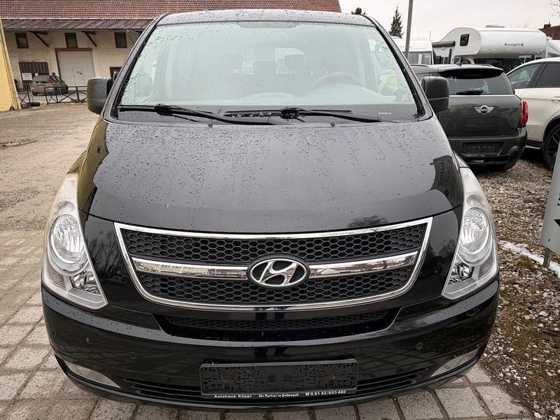 Gebraucht Hyundai H-1 170 PS (125 kW) 2009 Schwarz Van / Kleinbus