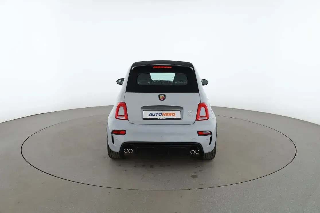 Gebraucht Abarth 695C 180 PS (132 kW) 2023 Grau Cabrio