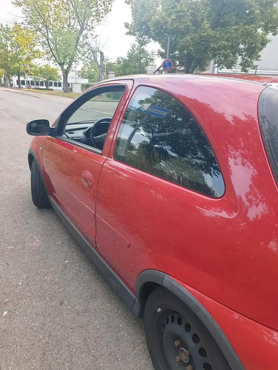 Gebraucht Opel Corsa 60 PS (44 kW) 2006 Rot Kleinwagen