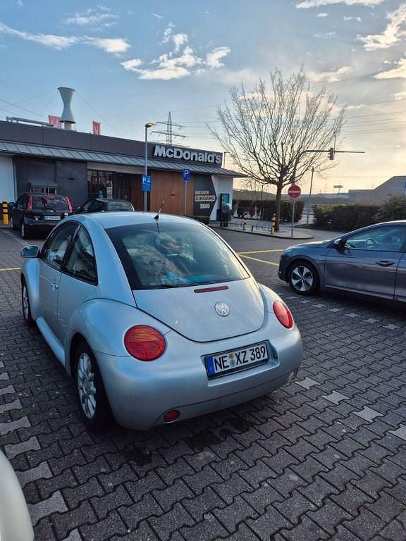 Gebraucht VW Beetle 105 PS (77 kW) 2004 Silber Kleinwagen