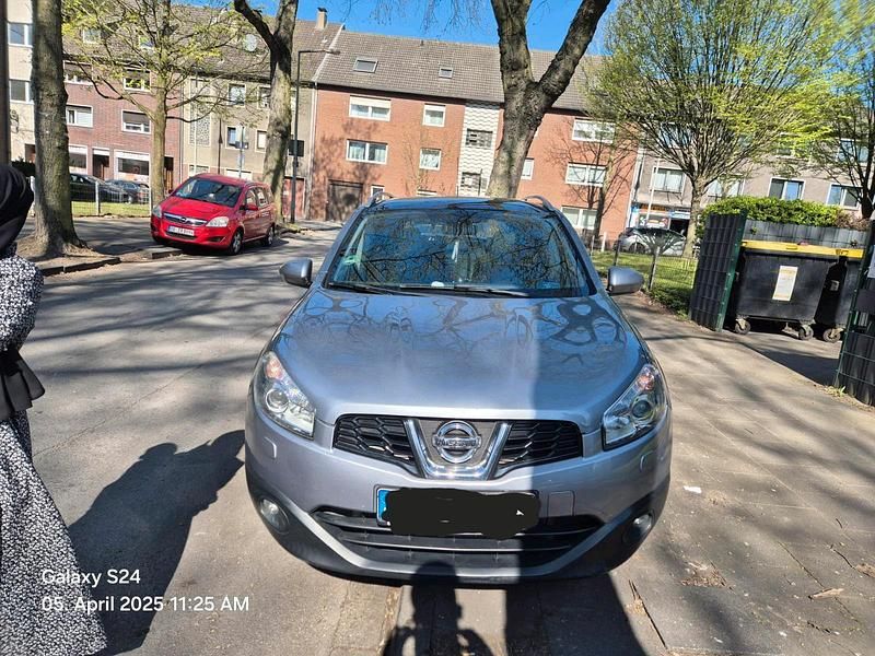 Silber Gebraucht 2011 Nissan Qashqai SUV | 9.000 € (Etwas zu teuer) - Bild 1/4