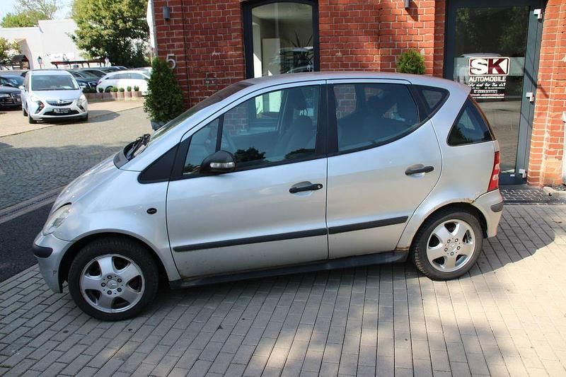 Gebraucht Mercedes A140 Classic 82 PS (60 kW) 2003 Silber Van / Kleinbus