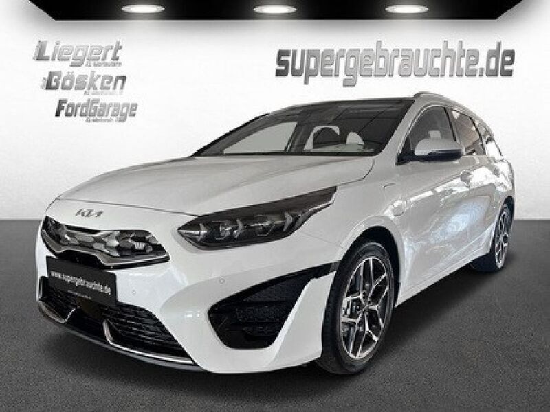 (hw2) deluxeweiss met. Gebraucht 2023 Kia Ceed Sportswagon Platinum Kombi | 29.800 € (Fairer Preis) - Bild 1/4