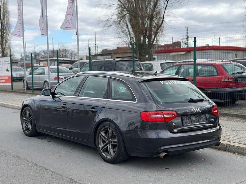 Gebraucht Audi A4 Ambition 170 PS (125 kW) 2012 Grau Kombi