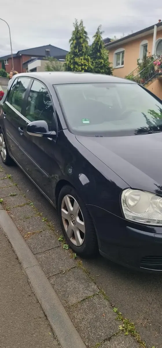 Gebraucht VW Golf IV 105 PS (77 kW) 2004 Kleinwagen