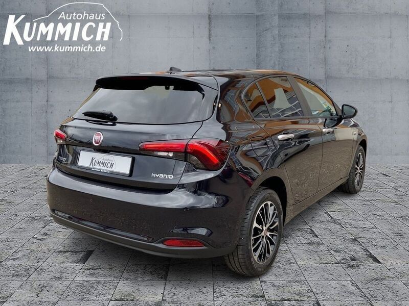 Gebraucht Fiat Tipo 131 PS (96 kW) 2024 Cinema schwarz (schwarz) Limousine