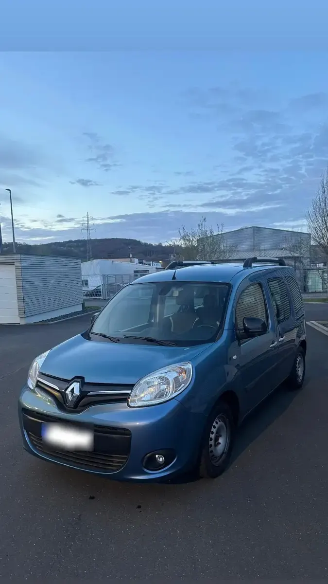 Gebraucht Renault Kangoo 110 PS (80 kW) 2013 Blau Van / Kleinbus