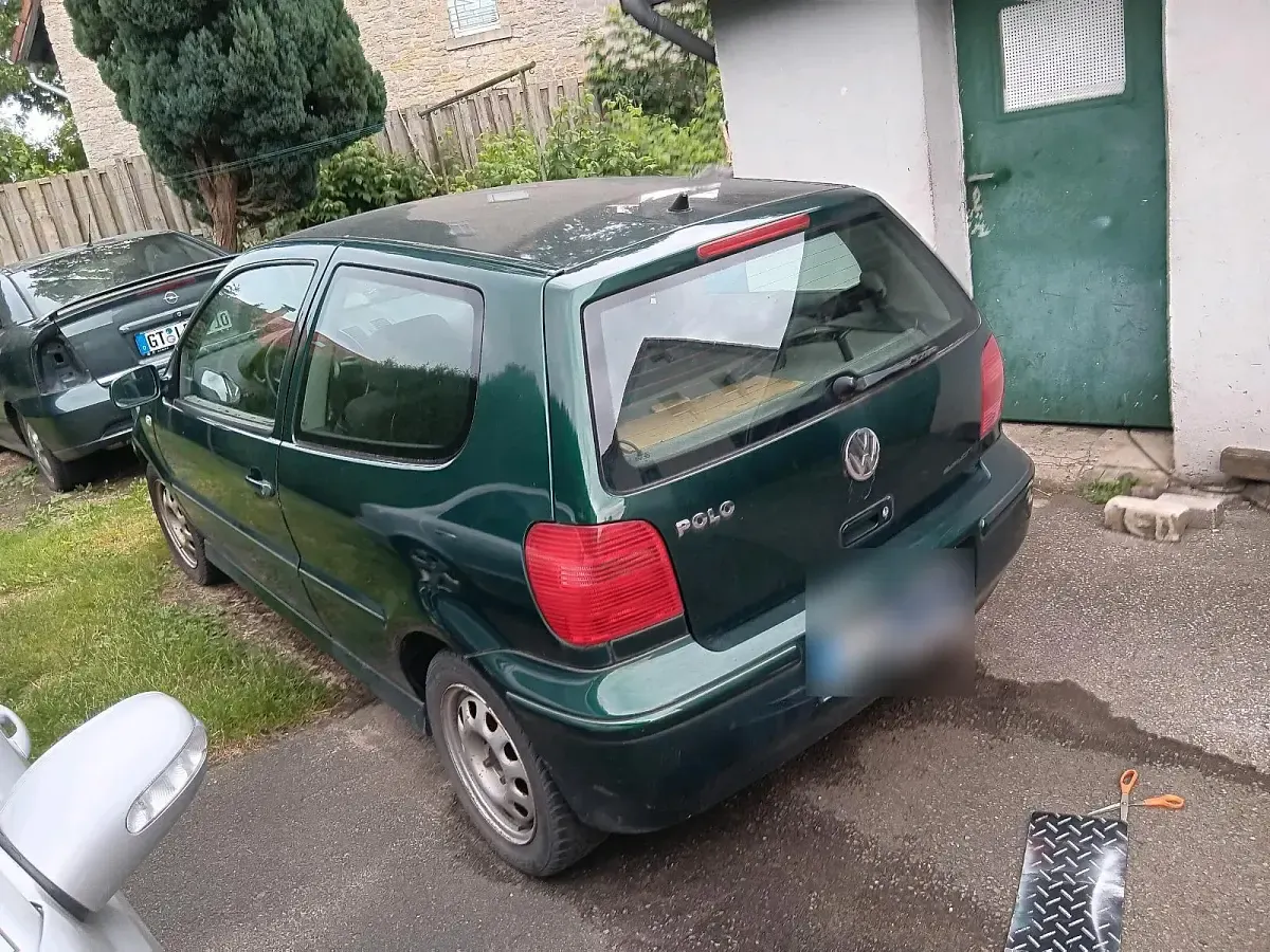 Gebraucht VW Polo 60 PS (44 kW) 2001 Grün Kleinwagen