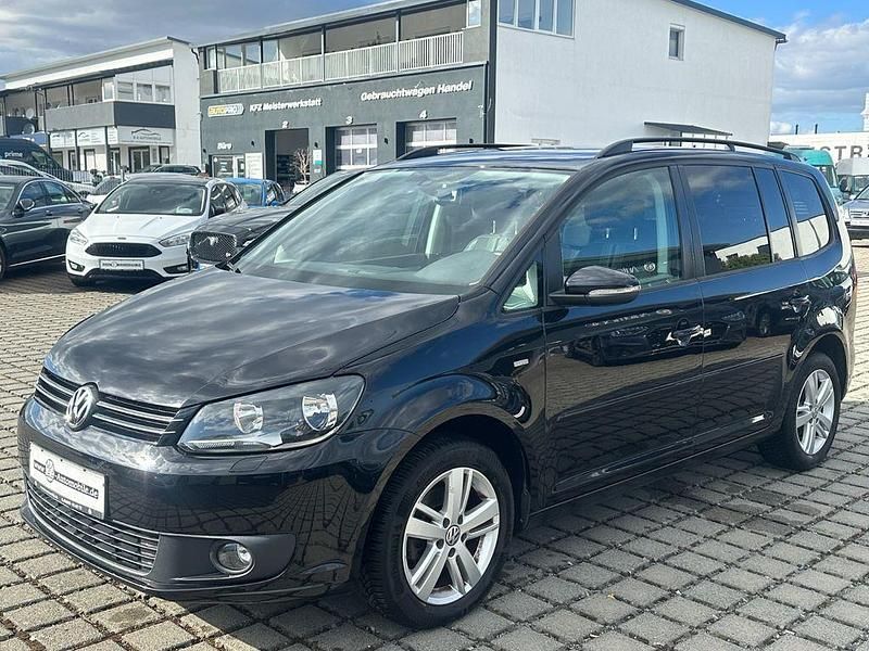 Gebraucht VW Touran Match 105 PS (77 kW) 2013 Schwarz Van / Kleinbus