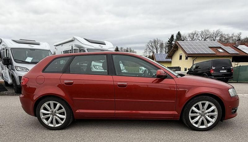 Gebraucht Audi A3 Ambition 140 PS (102 kW) 2011 Rot Kleinwagen