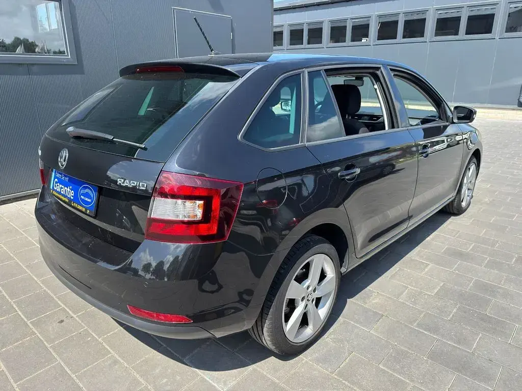 Gebraucht Skoda Rapid Clever 110 PS (80 kW) 2019 Schwarz Kleinwagen