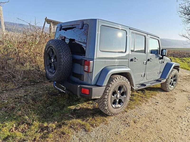Gebraucht 2014 Jeep Wrangler Unlimited Sahara SUV | 25.555 € (Fairer Preis) - Bild 1/4