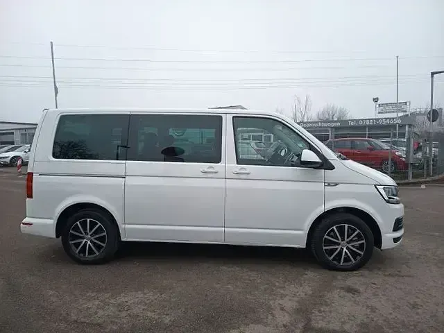 Gebraucht VW Multivan Comfortline 199 PS (146 kW) 2019 Andere Van / Kleinbus