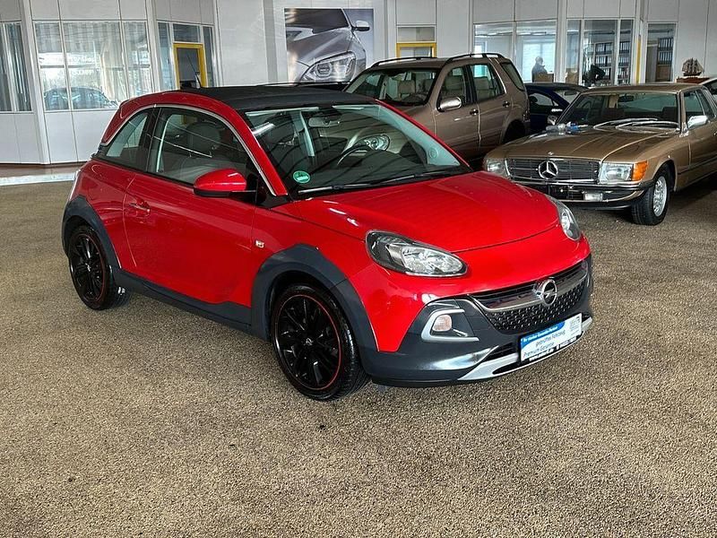 Gebraucht Opel Adam Rocks Rocks 116 PS (85 kW) 2015 Rot Kleinwagen