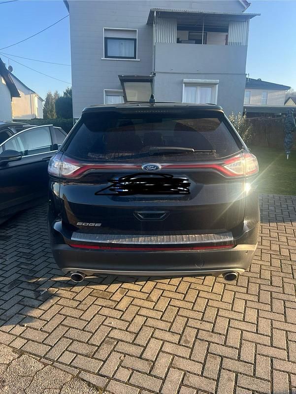 Gebraucht Ford Edge 211 PS (155 kW) 2016 Schwarz SUV