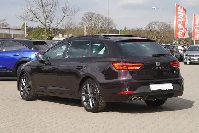 Gebraucht Seat Leon 180 PS (132 kW) 2018 Violett