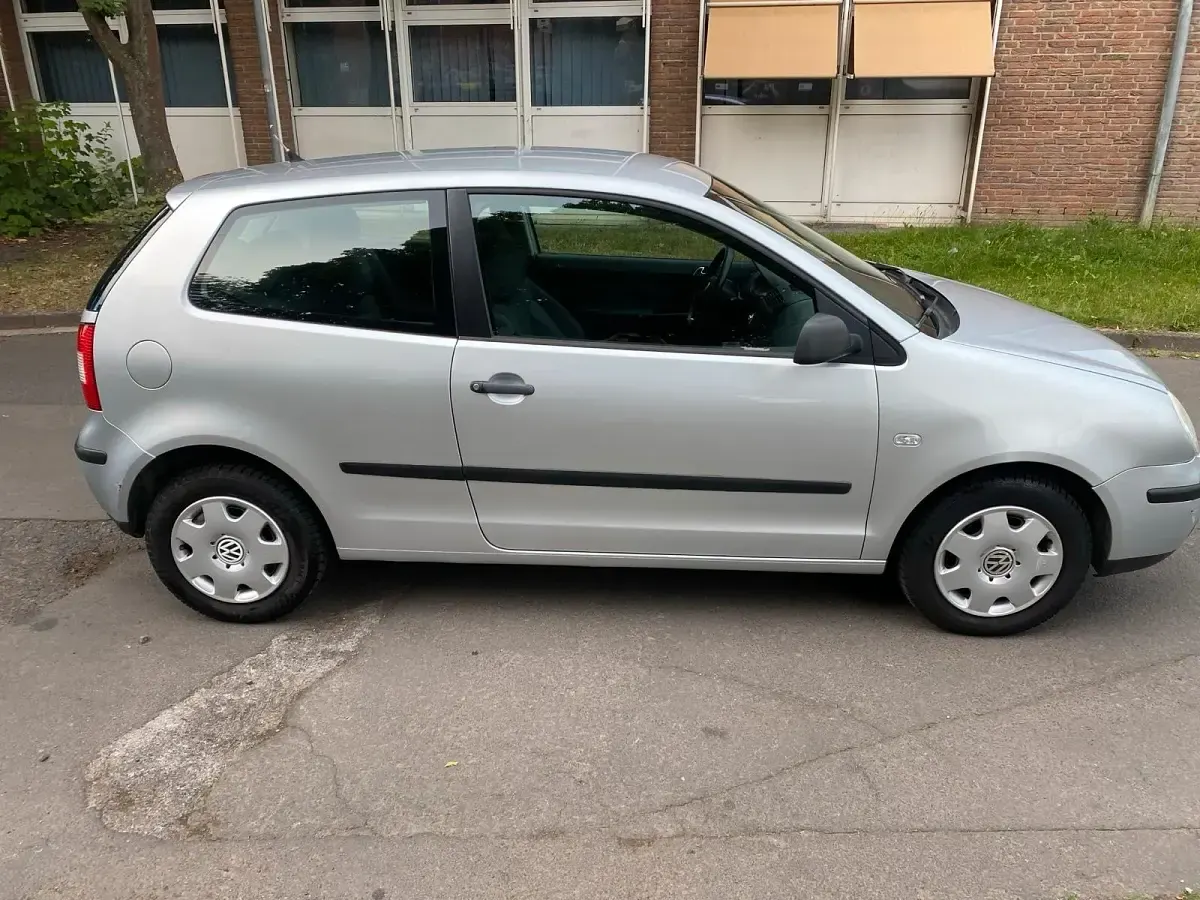 Gebraucht VW Polo 65 PS (47 kW) 2006 Silber Kleinwagen
