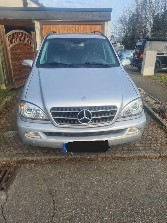 Silber Gebraucht 2001 Mercedes ML500 SUV | 3.650 € (Fairer Preis) - Bild 1/4