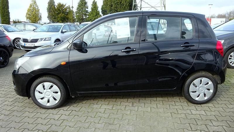 Schwarz Gebraucht 2018 Suzuki Celerio Kleinwagen | 4.500 € (Fairer Preis) - Bild 1/4