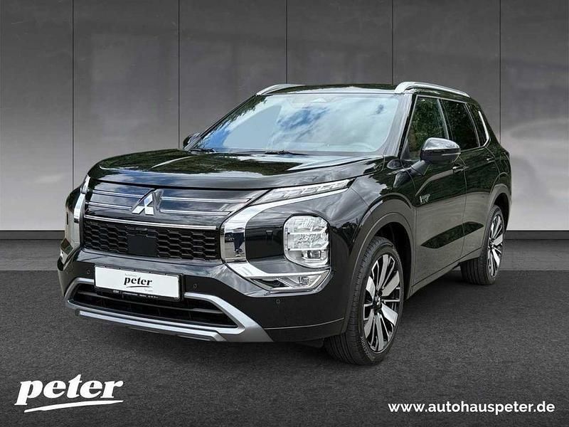 Schwarz Neu 2025 Mitsubishi Outlander P-HEV Top SUV | 58.900 € - Bild 1/4