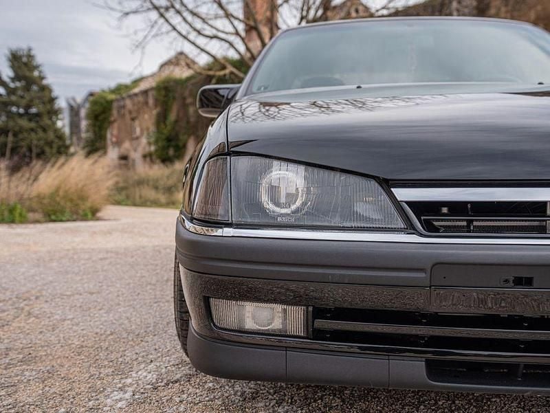 Gebraucht Opel Omega 749 PS (550 kW) 1993 Schwarz Kombi