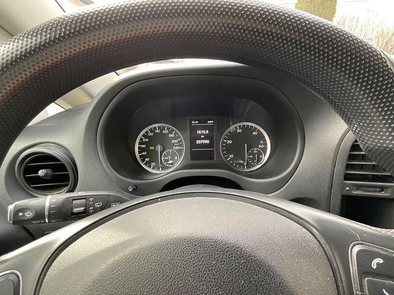 Gebraucht Mercedes Vito 163 PS (119 kW) 2017 Schwarz Van