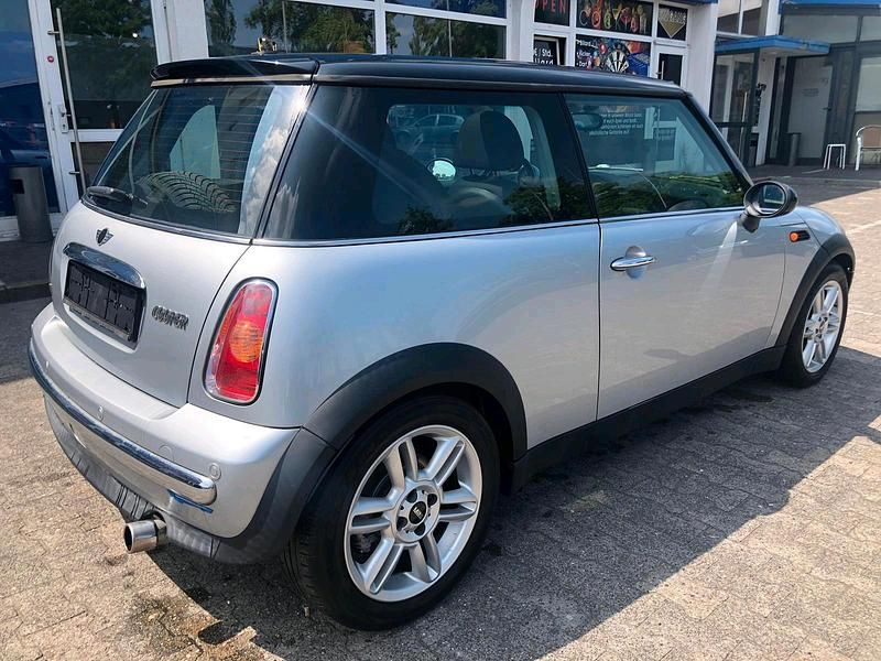 Gebraucht Mini Cooper 115 PS (84 kW) 2003 Silber Kleinwagen