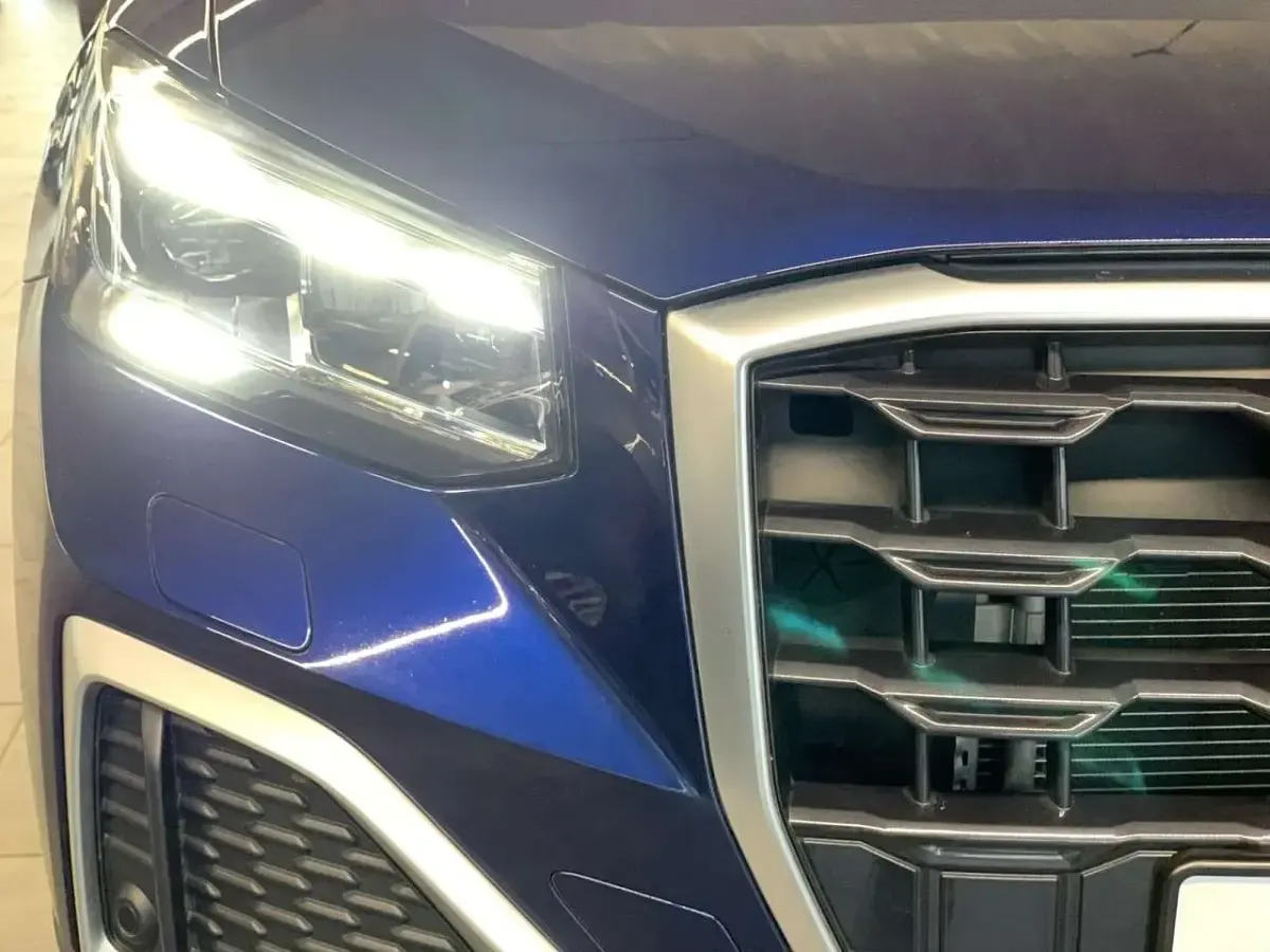 Używany Audi Q2 Advanced Plus 150 KM (110 kW) 2024 Niebieski SUV