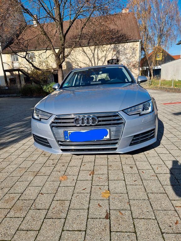Gebraucht Audi A4 Sport 150 PS (110 kW) 2018 Silber Kombi