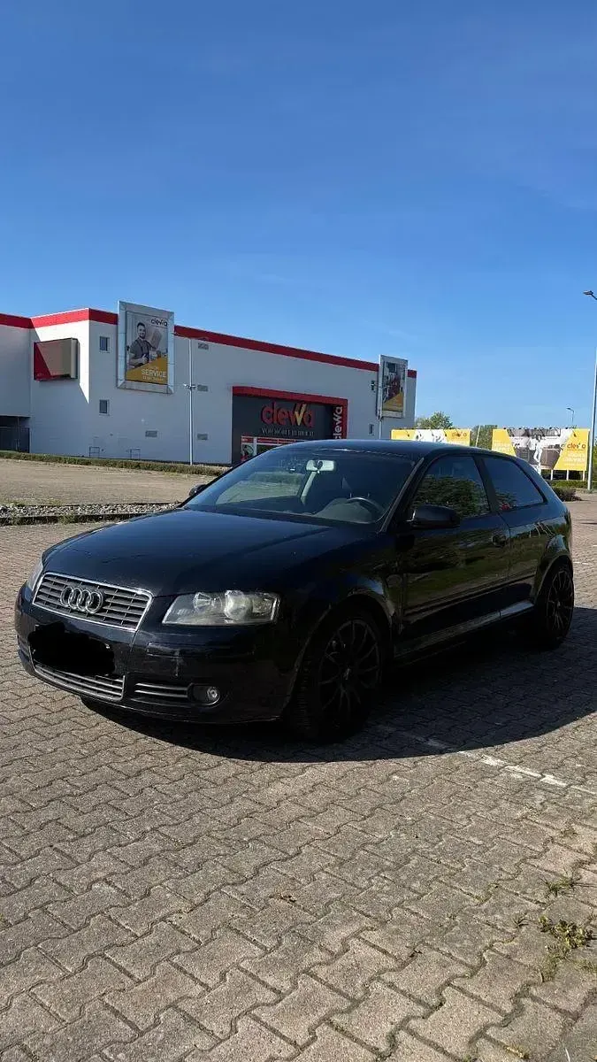 Gebraucht Audi A3 Ambiente 140 PS (102 kW) 2005 Schwarz Kleinwagen
