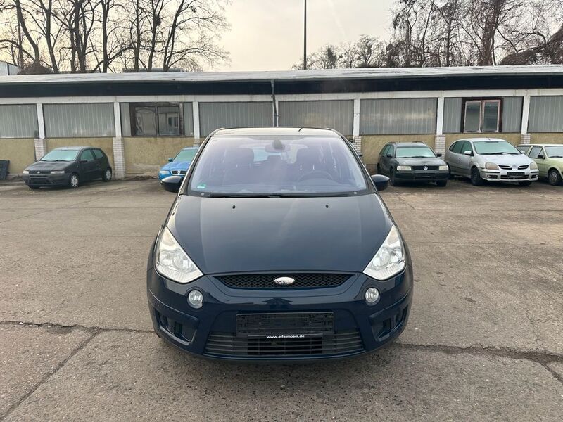 Blau Gebraucht 2009 Ford S-MAX Titanium Van / Kleinbus | 5.000 € (Etwas zu teuer) - Bild 1/4