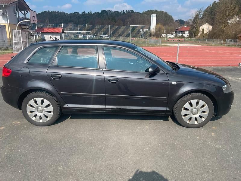 Gebraucht Audi A3 Ambition 102 PS (75 kW) 2006 Grau Kleinwagen