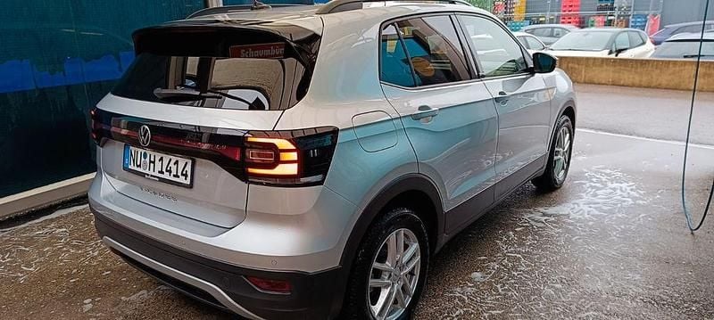 Gebraucht VW T-Cross Active 150 PS (110 kW) 2021 Grau SUV