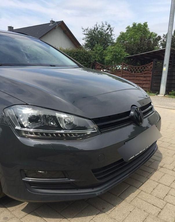 Gebraucht VW Golf VII Trendline 110 PS (80 kW) 2015 Grau Limousine
