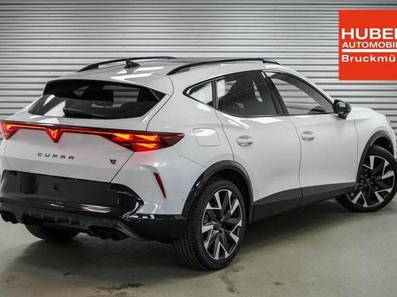 Neu Cupra Formentor VZ 333 PS (244 kW) 2025 Magnetic grau metallic (s7) SUV