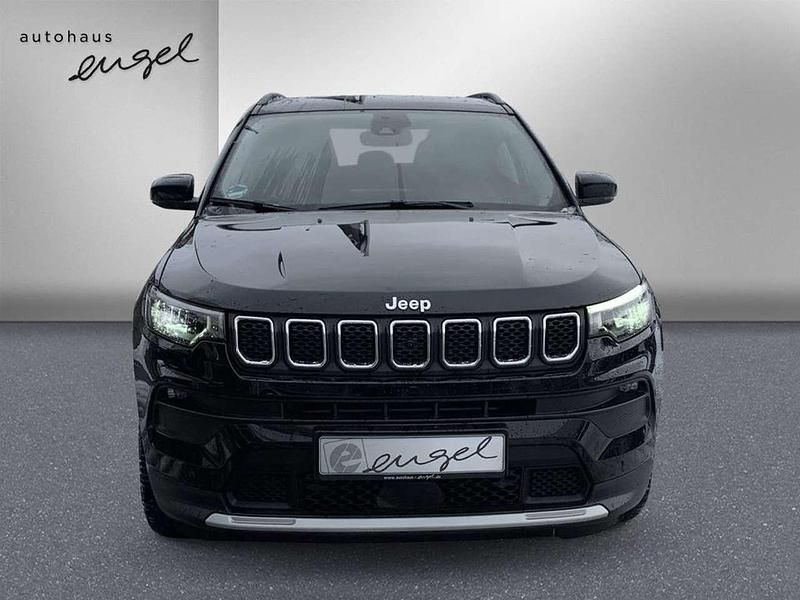 Gebraucht Jeep Compass Limited 131 PS (96 kW) 2024 Solid black SUV