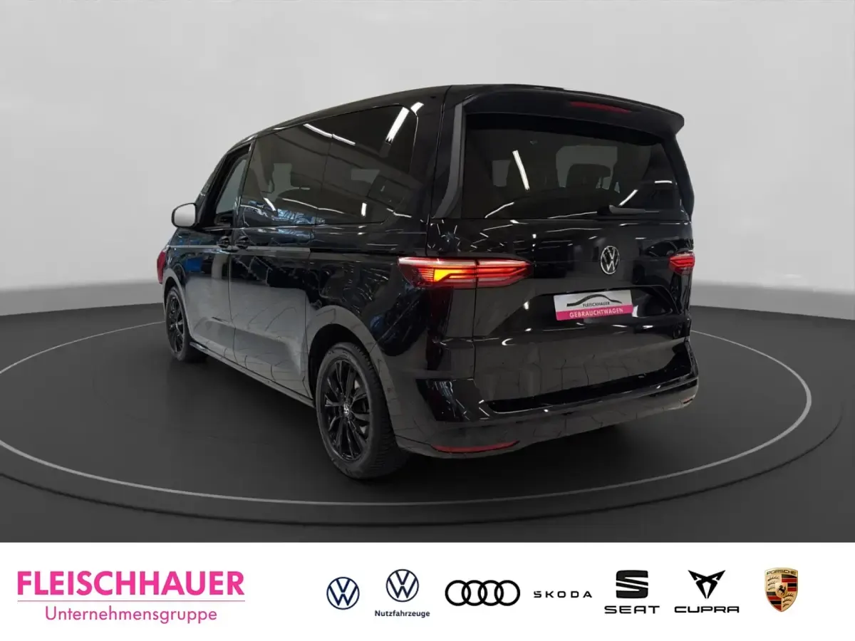 Gebraucht VW Multivan Life 150 PS (110 kW) 2025 Van / Kleinbus