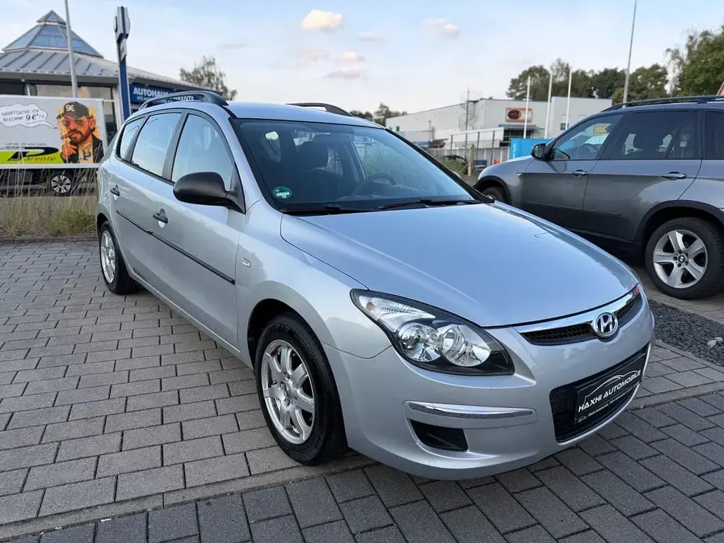 Gebraucht Hyundai i30 Edition+ 109 PS (80 kW) 2009 Silber Kombi